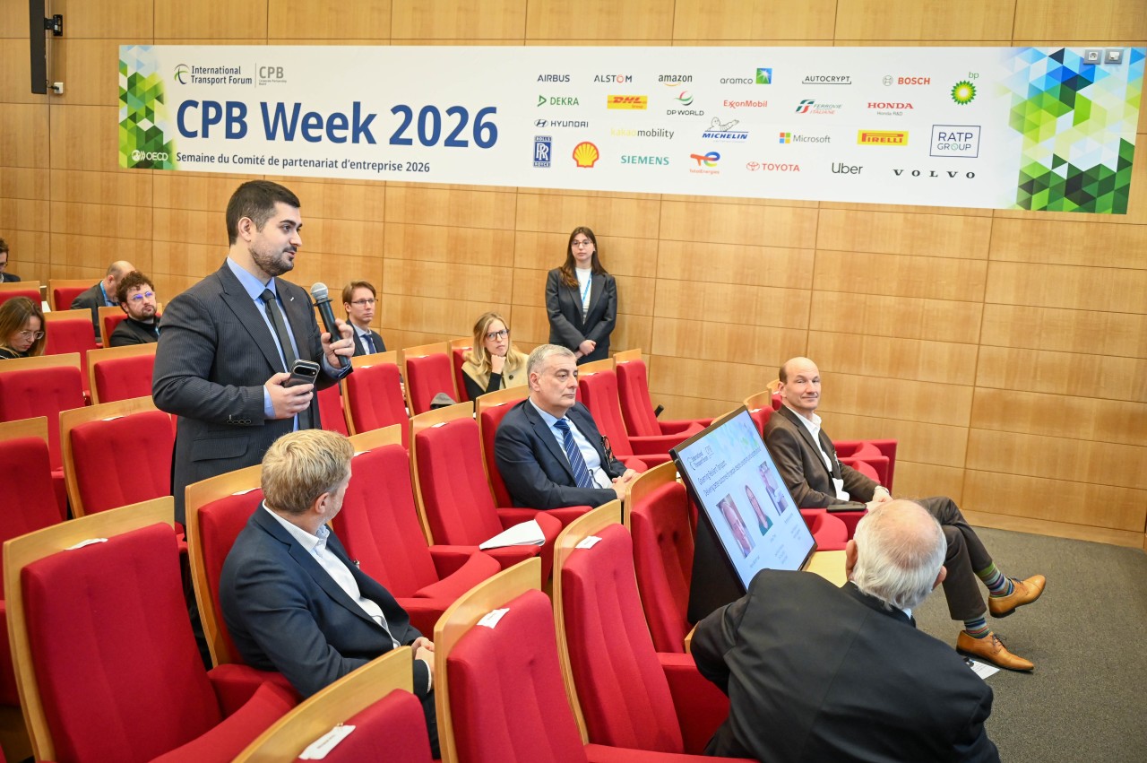 Fransadakı tədbirdə Azərbaycanın nəqliyyat sahəsindəki təcrübəsi bölüşülüb - FOTO